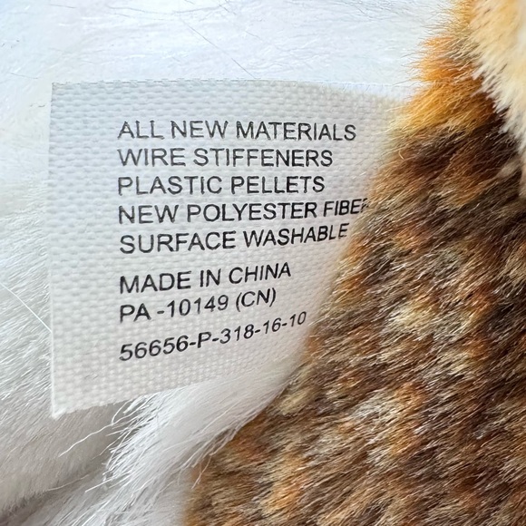 The Wizarding World of Harry Potter 9” Barn Owl Plush with Posable Legs - Picture 7 of 7